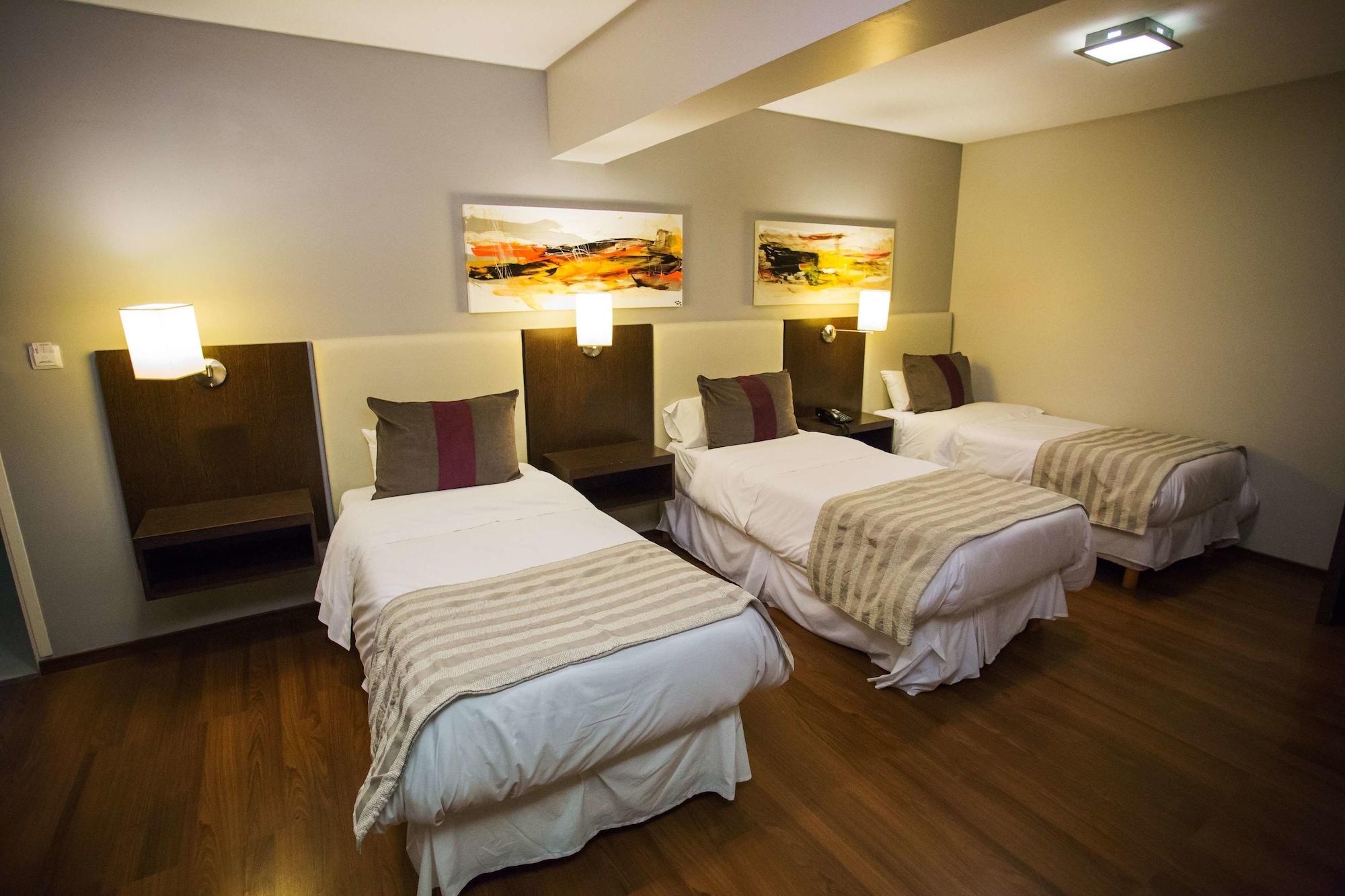 San Miguel de Tucumán Hotel Bicentenario Suites & Spa מראה חיצוני תמונה