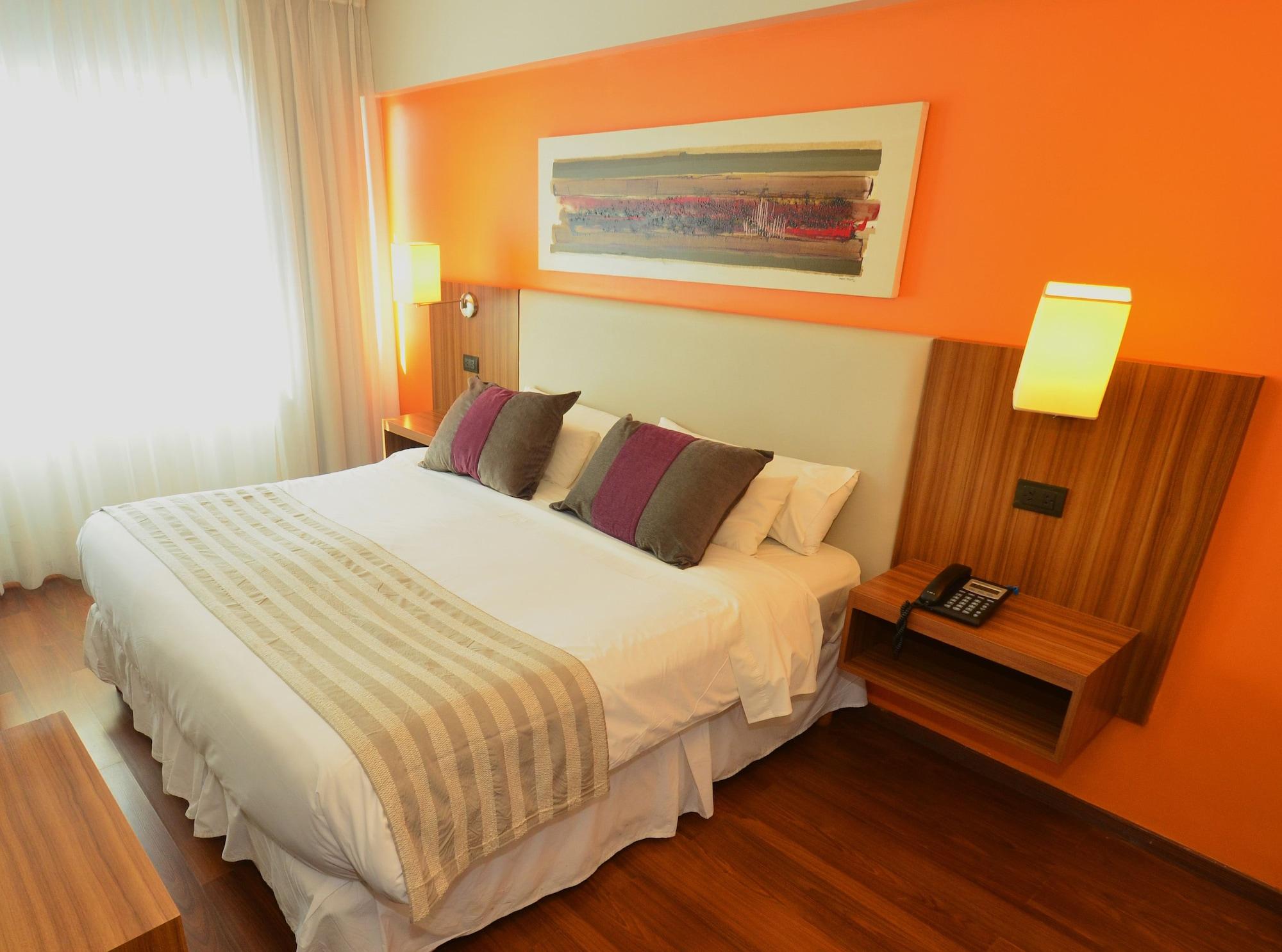 San Miguel de Tucumán Hotel Bicentenario Suites & Spa מראה חיצוני תמונה