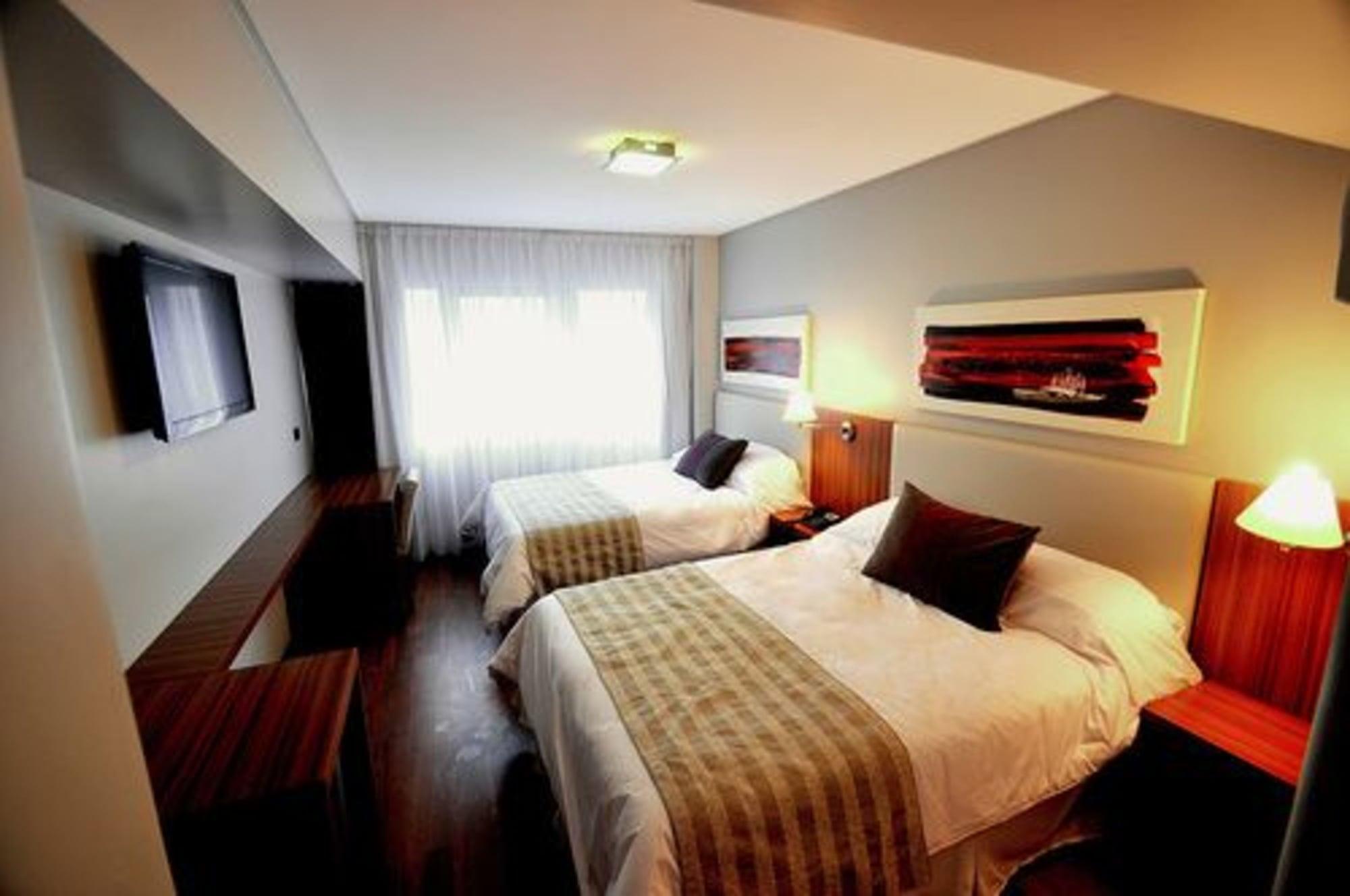 San Miguel de Tucumán Hotel Bicentenario Suites & Spa מראה חיצוני תמונה