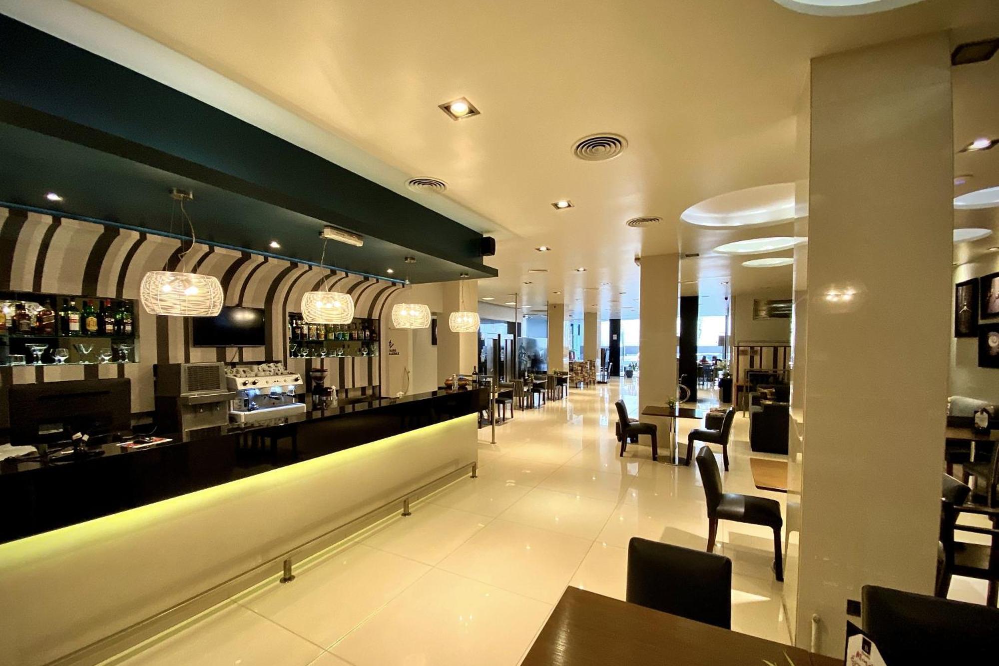 San Miguel de Tucumán Hotel Bicentenario Suites & Spa מראה חיצוני תמונה